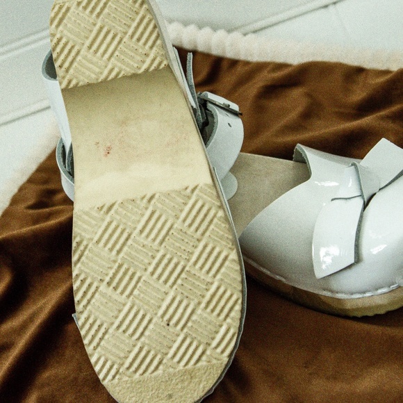 NWOT SVEN clogs - Picture 10 of 13